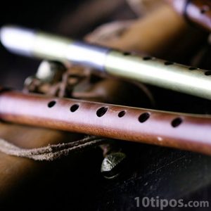 Flautas de madera y de metal